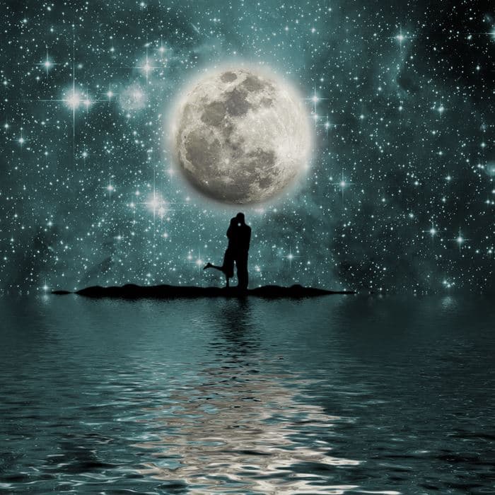 Moon in 7th House